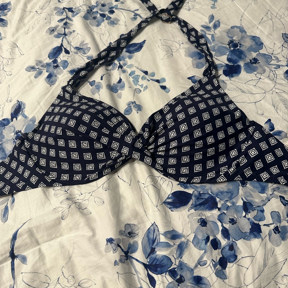 Navy Diamond Pattern Bikini Top